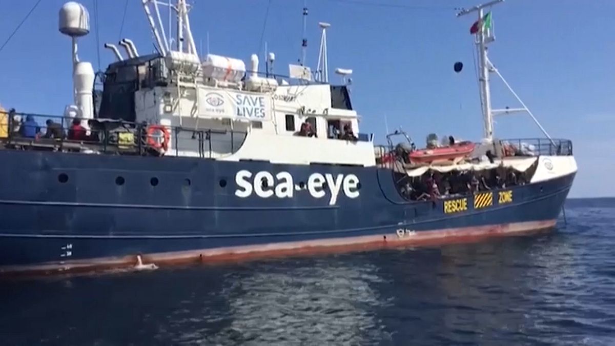 Σε λιμάνι της Σαρδηνίας το «Alan Kurdi»