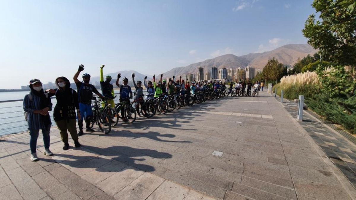 دوچرخه‌سواران تهرانی در روز سه‌شنبه‌های بدون خودرو