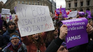 Количество фемицидов во Франции за прошлый год выросло на 21%
