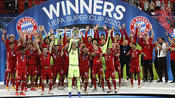 Bayern Münih, normal süresi 1-1 biten maçta Sevilla'yı uzatma sonunda 2-1 yenerek UEFA Süper Kupa'nın sahibi oldu Bayern Münih, normal süresi 1-1 biten maçta Sevilla'yı uzatma sonunda 2-1 yenerek UEFA Süper Kupa'nın sahibi oldu