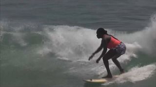 Khadjou Sambe surfe sur les préjugés