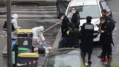 منطقة الهجوم بسكين بالقرب من المكاتب السابقة لصحيفة شارلي إيبدو الساخرة في باريس.