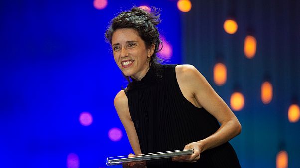 Catarina Vasconcelos recebe o prémio Zabaltegi-Tabakalera em San Sebastian Catarina Vasconcelos recebe o prémio Zabaltegi-Tabakalera em San Sebastian