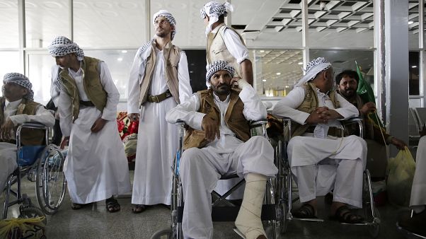 السعودية نيوز |
اتفاق بين طرفي النزاع في اليمن على تبادل 1081 أسيرا
السعودية نيوز |
اتفاق بين طرفي النزاع في اليمن على تبادل 1081 أسيرا