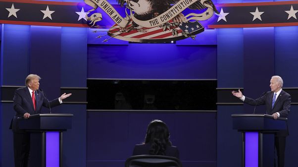 Trump und Biden während einer Fernsehdebatte Trump und Biden während einer Fernsehdebatte