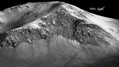 اكتشاف أدلة أكثر على وجود بحيرات مالحة المياه  تحت ثلوج قطب المريخ الجنوبي