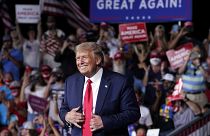 Başkan Donald Trump Kuzey Carolina'da konuşma yaparken 