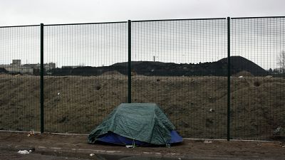 Γαλλία: Διάλυση καταυλισμού μεταναστών στο Καλαί