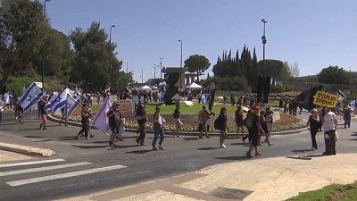 شاهد: مظاهرات في القدس احتجاجا على إجراءات الإغلاق بسبب كورونا