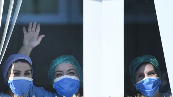 ممرضات في المستشفى الجامعي في جيتي، بلجيكا ممرضات في المستشفى الجامعي في جيتي، بلجيكا