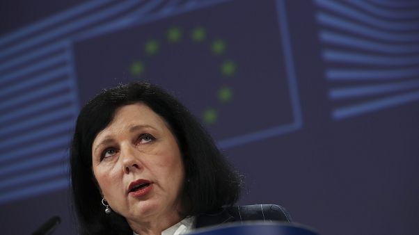 "Nous avons été naïfs" sur l’Etat de droit selon la vice-présidente de la Commission européenne "Nous avons été naïfs" sur l’Etat de droit selon la vice-présidente de la Commission européenne