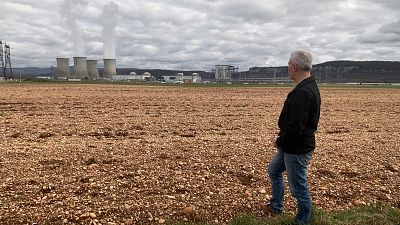 Activistas alertan sobre el riesgo del funcionamiento de las antiguas centrales de energía nuclear