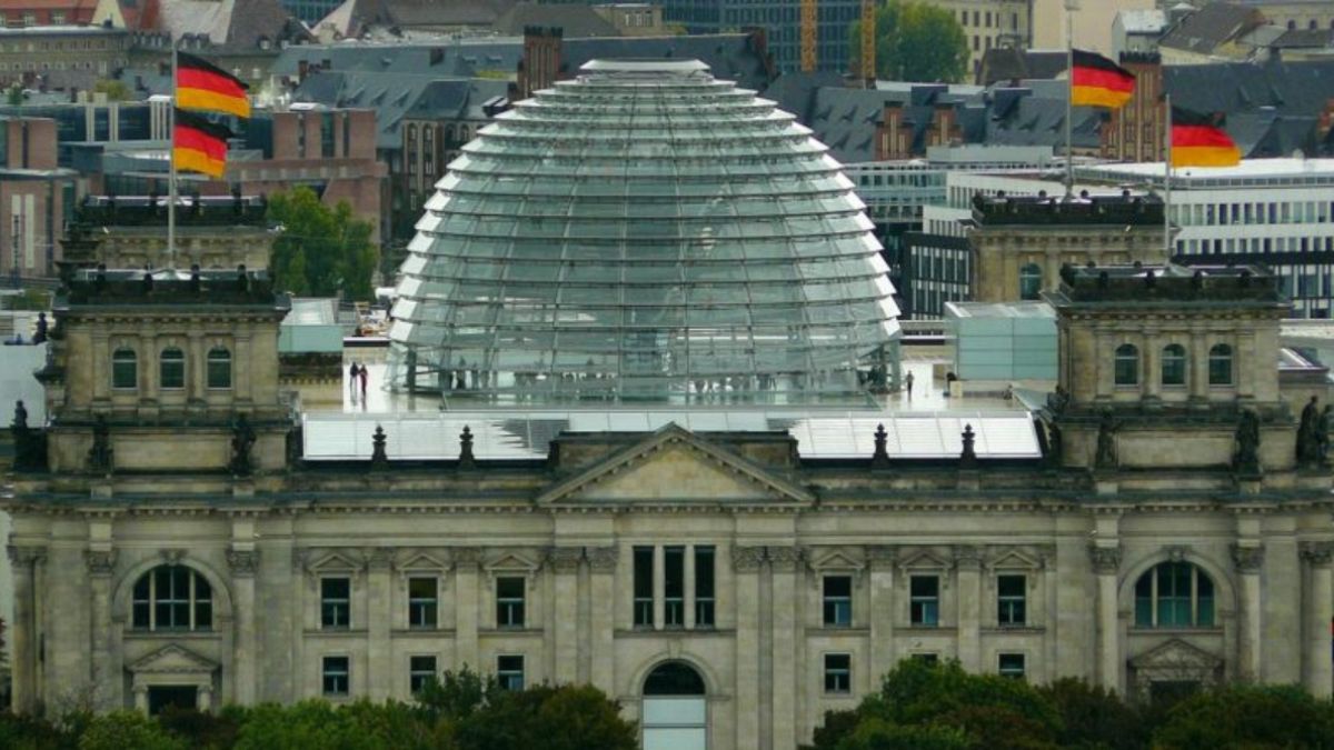 Almanya Hükümet Binası