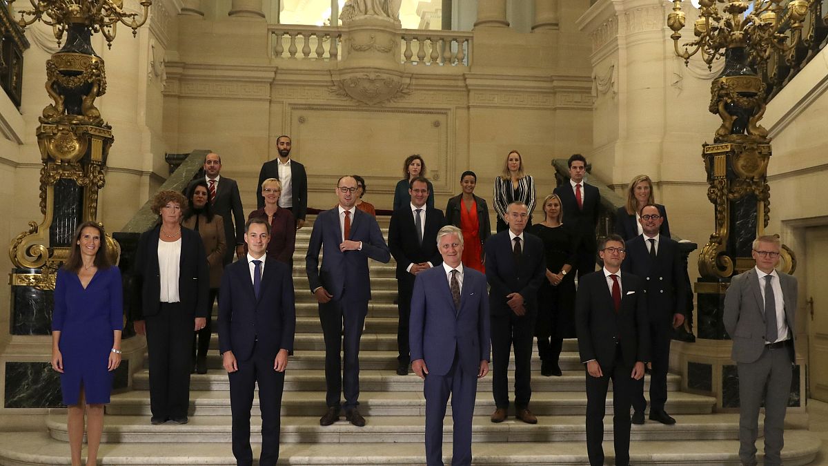 Az új belga kormány tagjai