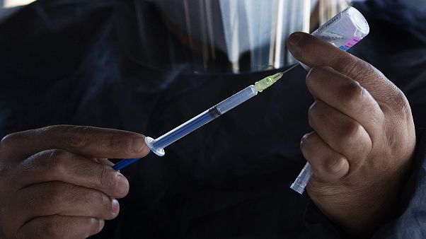 Pharmafirmen bereit für die Impfstoffproduktion Pharmafirmen bereit für die Impfstoffproduktion