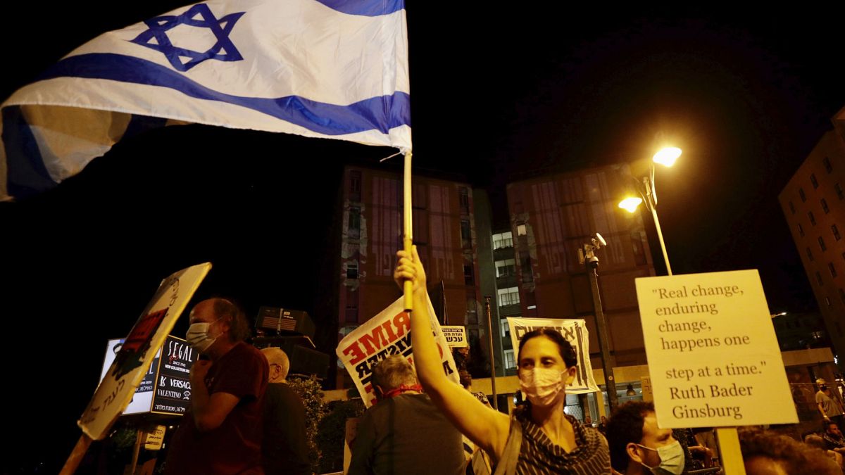 İsrail'de koronavirüse rağmen Başbakan Binyamin Netanyahu karşıtı gösteriler sürüyor