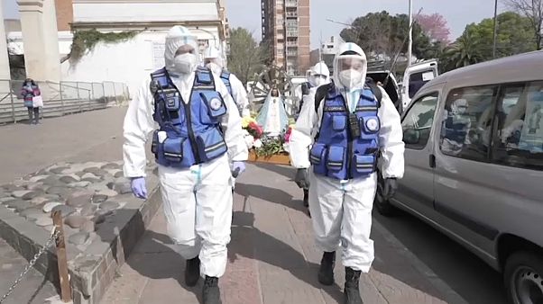 مراسم نقل تمثال السيدة العذراء مراسم نقل تمثال السيدة العذراء