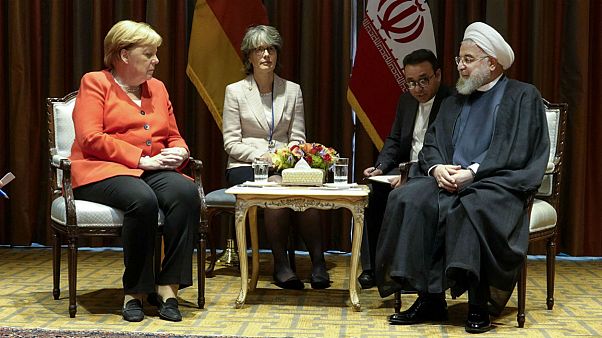 دیدار آنگلا مرکل، صدراعظم آلمان و حسن روحانی، رئیس جمهوری ایران در حاشیه نشست مجمع عمومی سازمان ملل، سال ۲۰۱۹ دیدار آنگلا مرکل، صدراعظم آلمان و حسن روحانی، رئیس جمهوری ایران در حاشیه نشست مجمع عمومی سازمان ملل، سال ۲۰۱۹