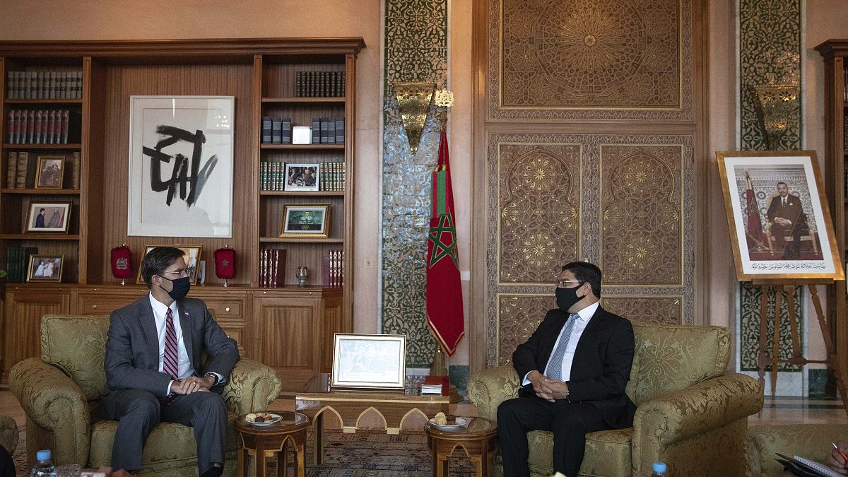 زار وزير الدفاع الأميركي مارك إسبر المغرب وتونس قبل سفره إلى الكويت 