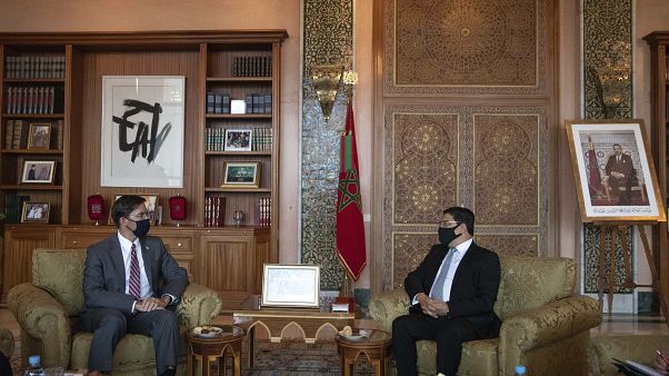 زار وزير الدفاع الأميركي مارك إسبر المغرب وتونس قبل سفره إلى الكويت زار وزير الدفاع الأميركي مارك إسبر المغرب وتونس قبل سفره إلى الكويت