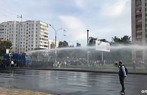 Wasserwerfer gegen Demonstranten