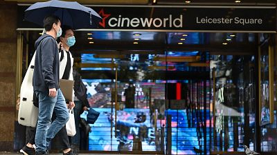 Cineworld encerra temporariamente salas de cinema nos EUA e no Reino Unido