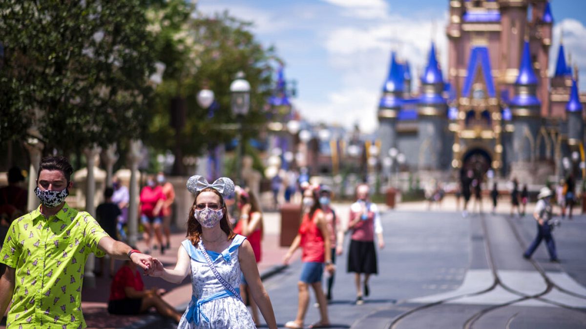 EUA: 28 mil pessoas vão ser depedidas nos Parques da Disney