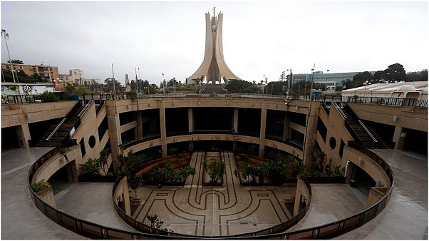 الجزائريون تحت صدمة جريمة جديدة الجزائريون تحت صدمة جريمة جديدة