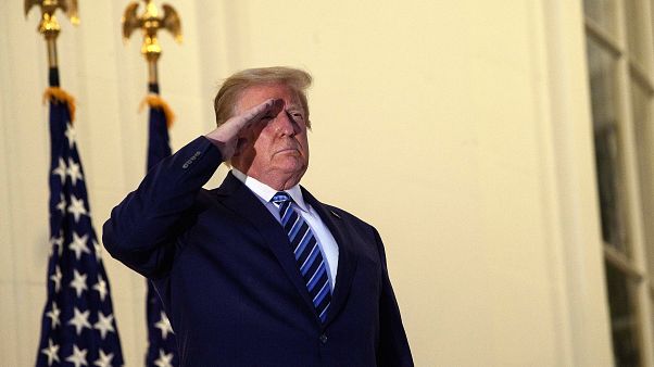 Koronavírus: elhagyta a kórházat és folytatja kampányát Donald Trump Koronavírus: elhagyta a kórházat és folytatja kampányát Donald Trump