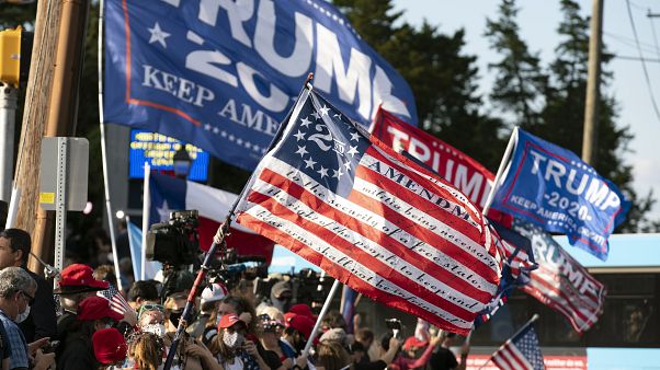 Trump elnök támogatói Bethesdában Trump elnök támogatói Bethesdában