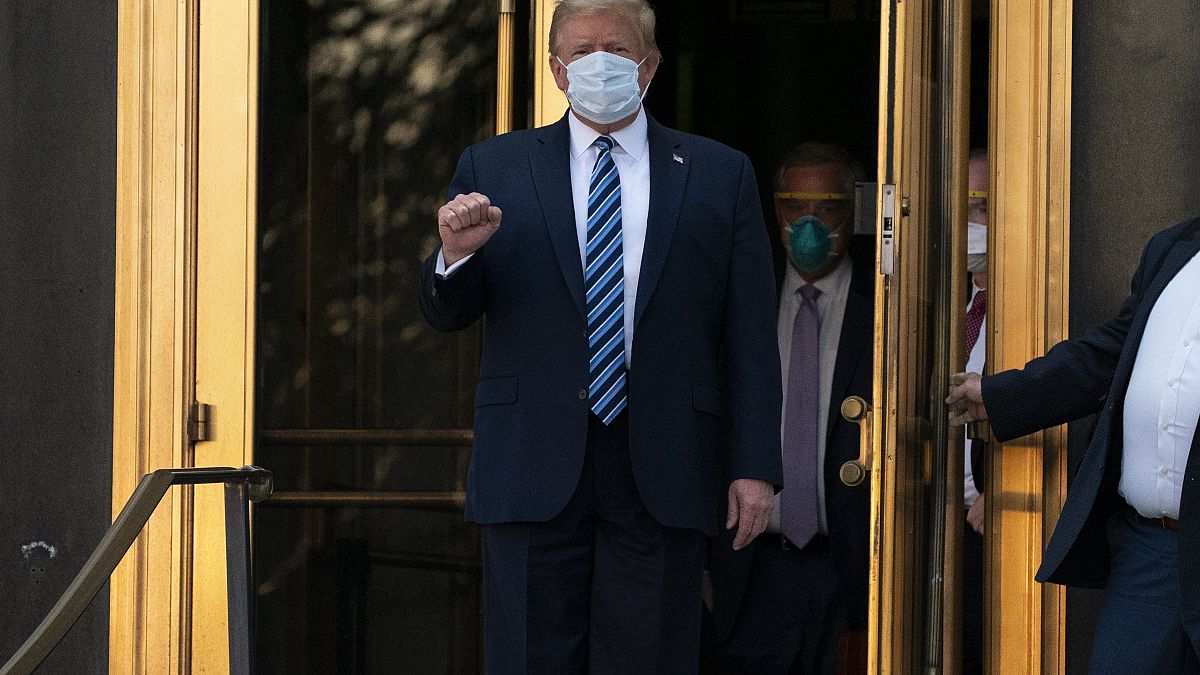 ABD Başkanı Donald trump Covid-19 tedavisi gördüğü hastaneden taburcu oldu