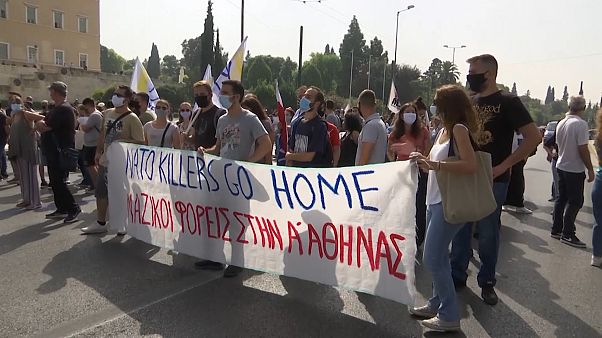 No-Comment-Video: Anti-NATO-Proteste in Athen No-Comment-Video: Anti-NATO-Proteste in Athen
