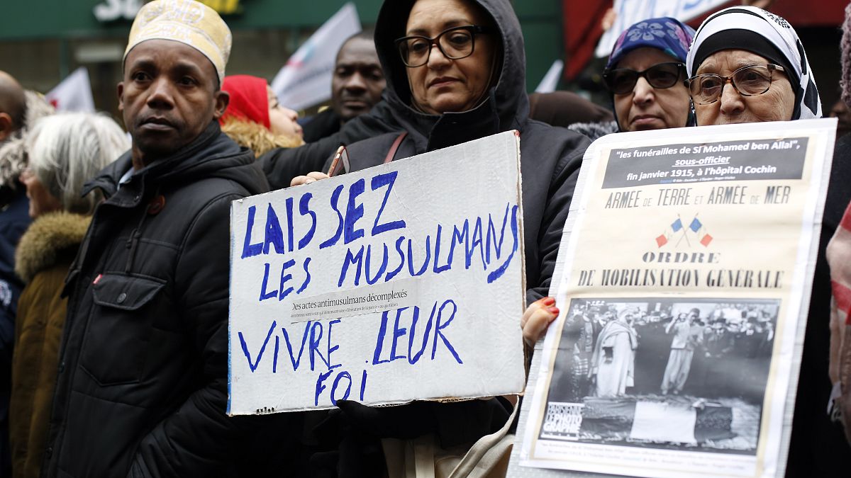تظاهرات در پاریس علیه «اسلام‌ستیزی»