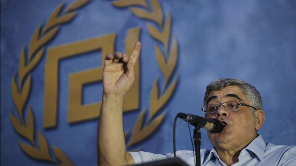 La organización liderada por Nikolaos Michaloliakos, se convirtió en un partido que empujó una agenda antimigratoria nunca antes vista en Grecia. La organización liderada por Nikolaos Michaloliakos, se convirtió en un partido que empujó una agenda antimigratoria nunca antes vista en Grecia.