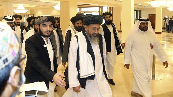 وفد طالبان لمفاوضات السلام يصل قطر وفد طالبان لمفاوضات السلام يصل قطر