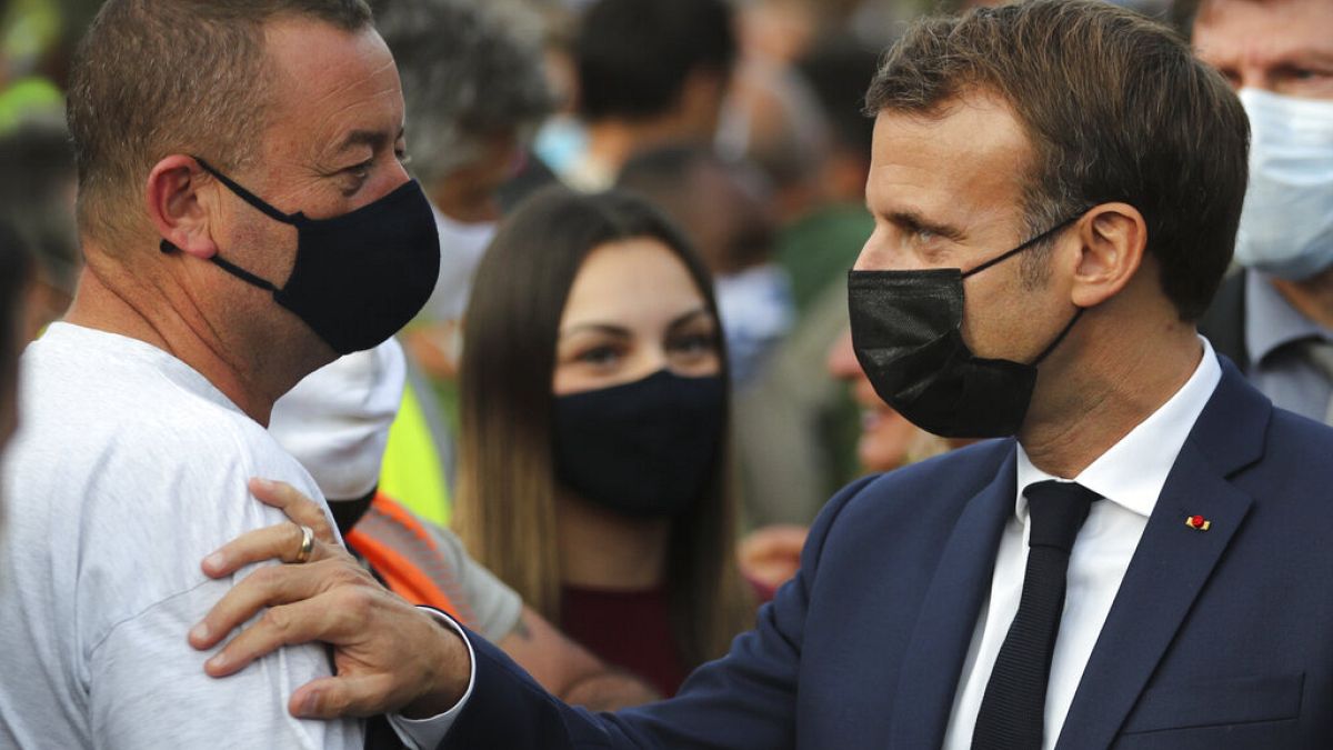 Emmanuel Macron auprès des sinistrés de Breil-sur-Roya, 7 octobre 2020