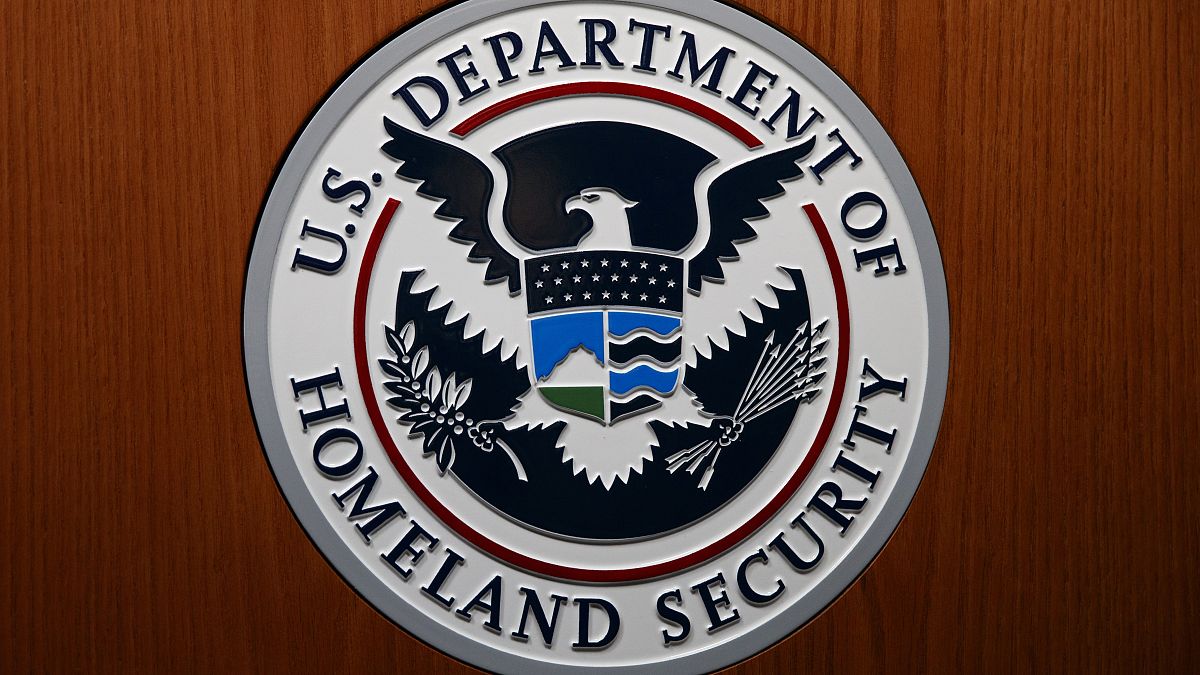 Герб Министерства внутренней безопасности США