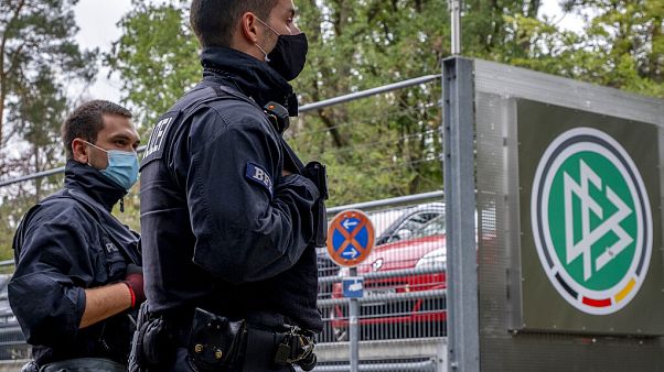 Razzia beim DFB in Frankfurt Razzia beim DFB in Frankfurt