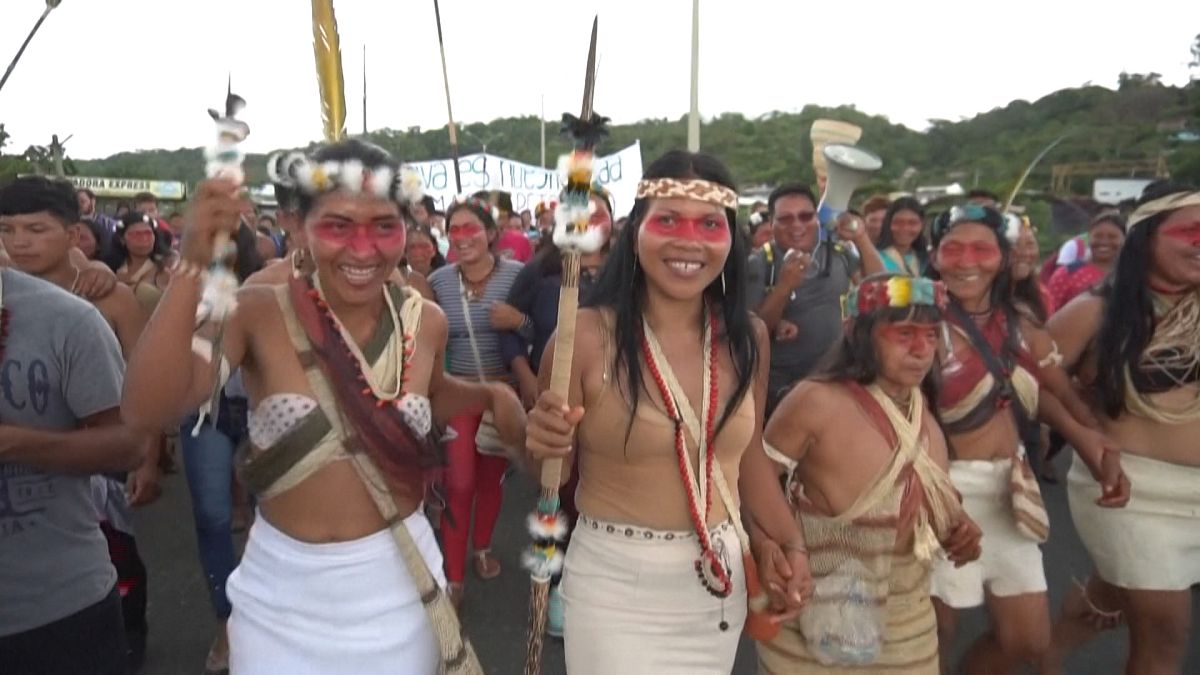 زعيمة لسكان الأمازون الأصليين ضمن قائمة التايم لأكثر 100 شخصية مؤثرة لعام 2020