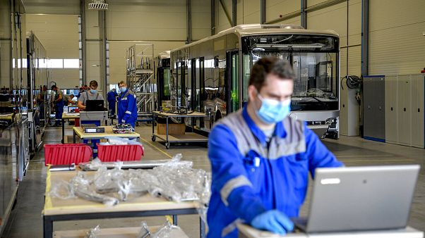 Gyári munkások Debrecenben Gyári munkások Debrecenben