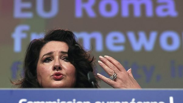 La comisaria Vera Jourova presenta el plan para la comunidad gitana de la Comisión La comisaria Vera Jourova presenta el plan para la comunidad gitana de la Comisión