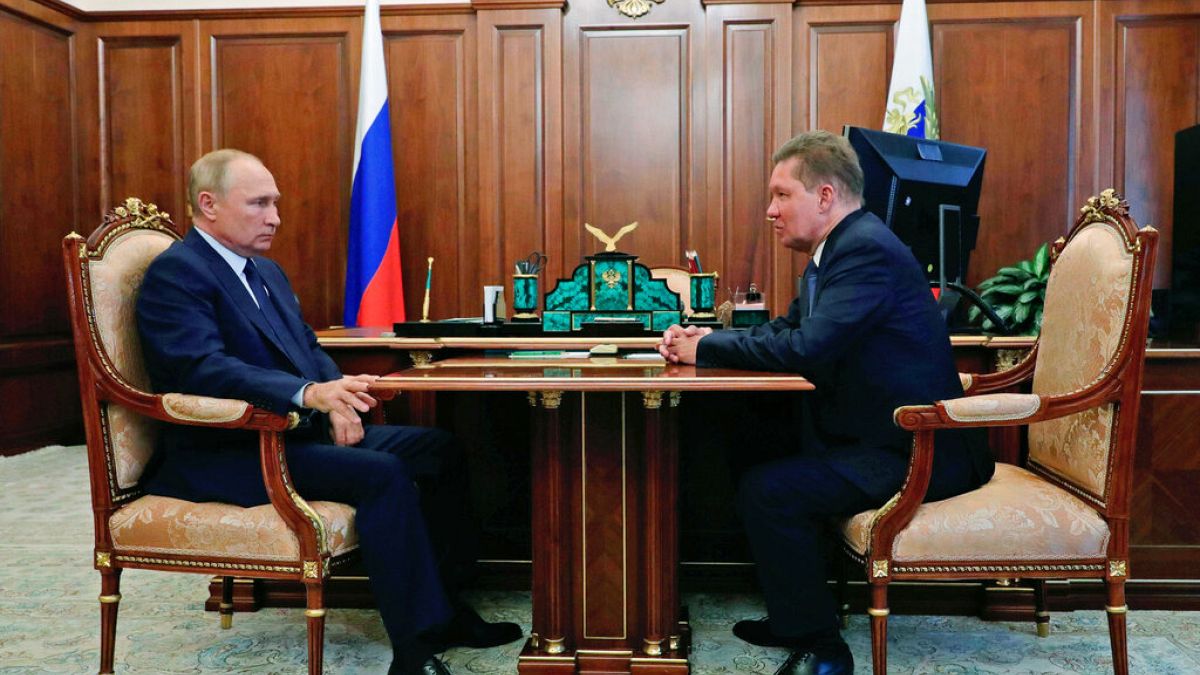 Vlagyimir Putyin a Gazprom vezetőjével, Alekszej Milerrel