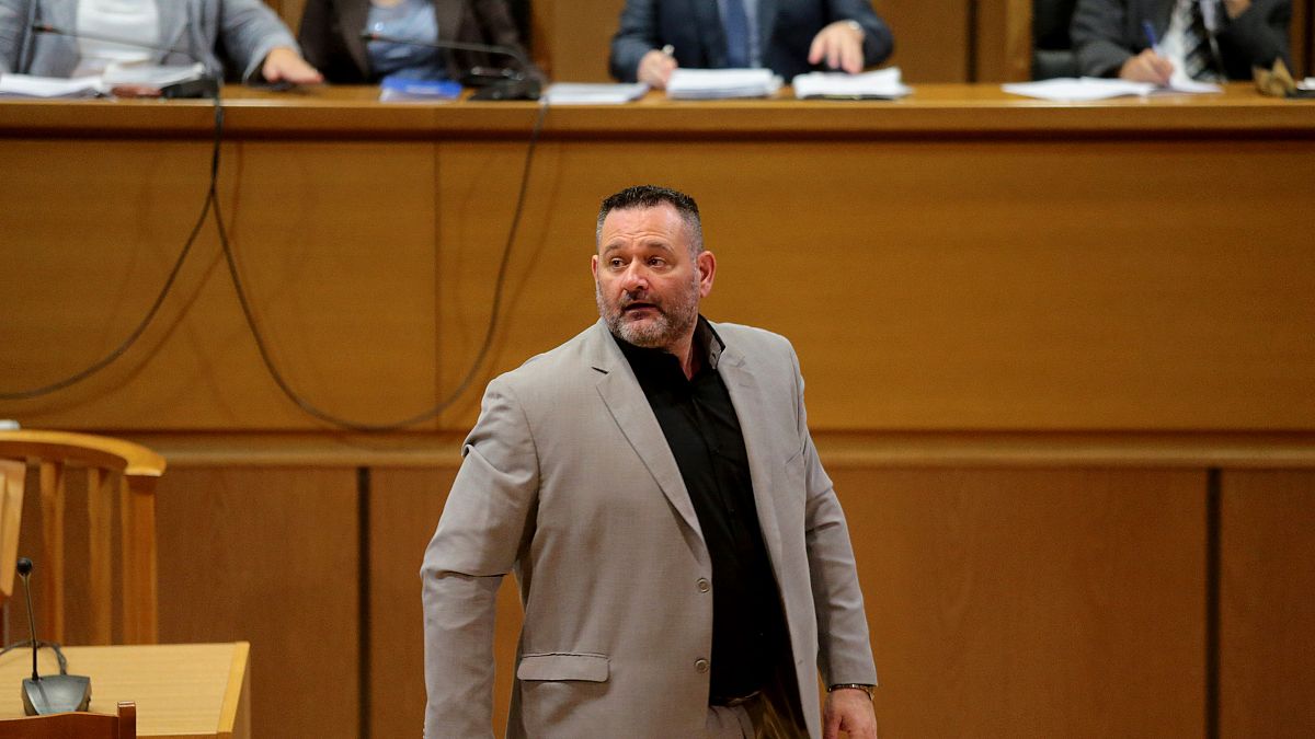 Eurodiputados griegos presionan para que se retire la inmunidad a un miembro de Amancer Dorado