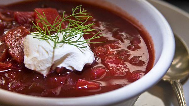 un piatto di borscht un piatto di borscht