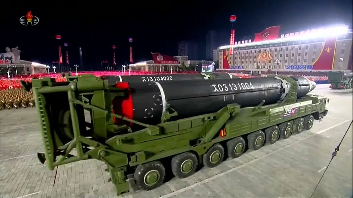 الصاروخ الذي عرضته كوريا الشمالية خلال الاستعراض العسكري