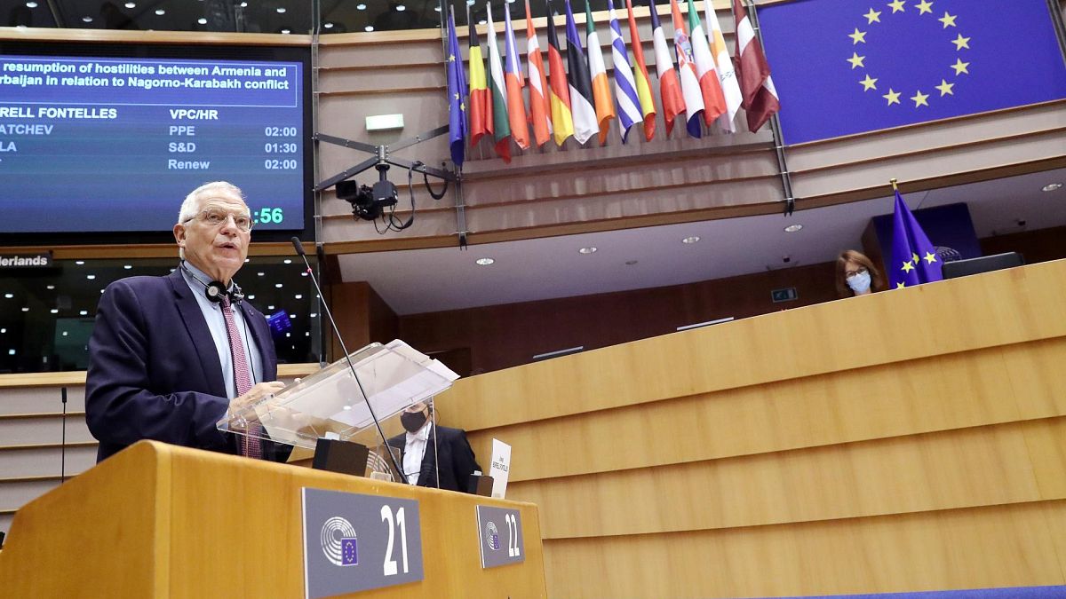 يتحدث الممثل الأعلى للاتحاد الأوروبي للشؤون الخارجية والسياسة الأمنية جوزيب بوريل خلال الجلسة العامة للبرلمان الأوروبي في بروكسل، 7 أكتوبر 2020.
