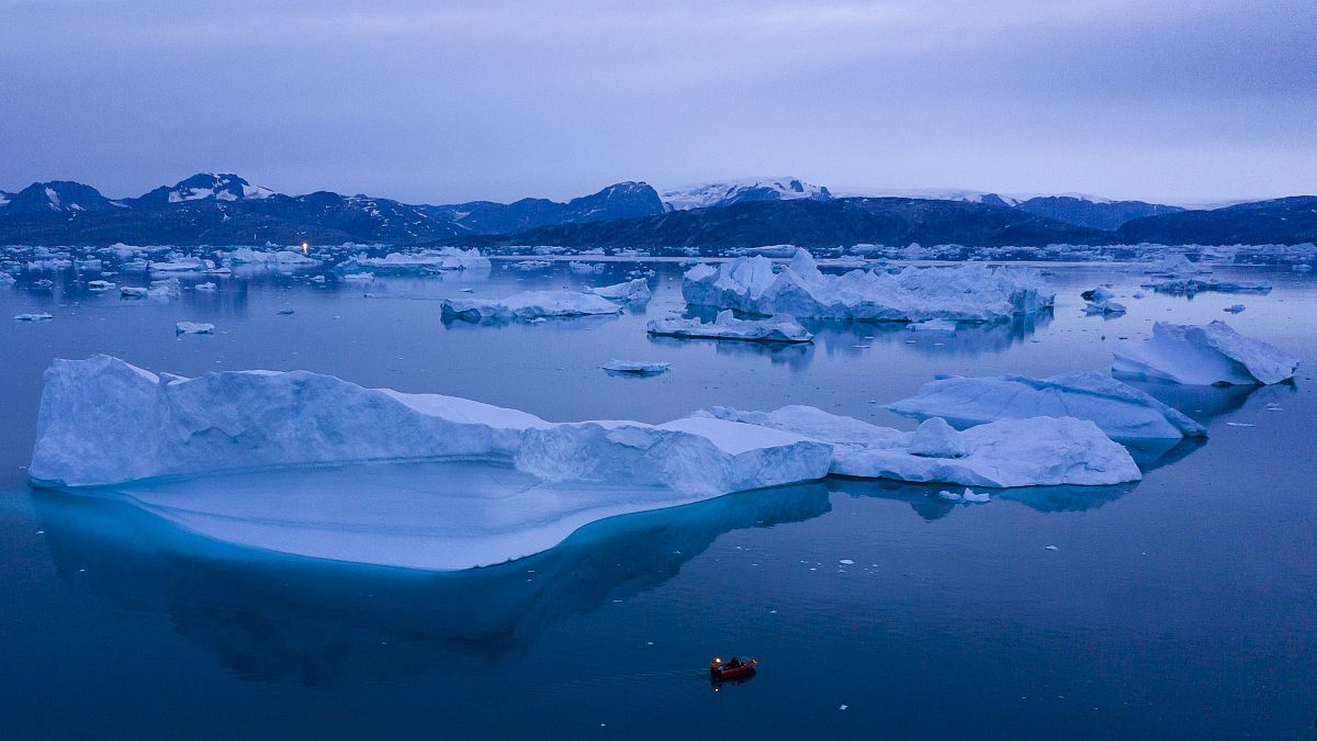 Тающие льды Гренландии, август 2019
