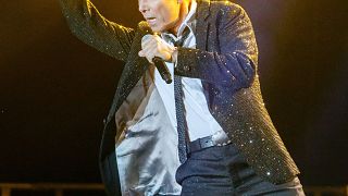 Auguri a Cliff Richard, icona della musica pop britannica