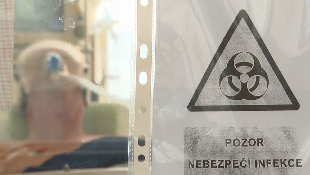 Höchste Corona-Inzidenz der EU: Wachsende Sorge in Tschechien | Euronews