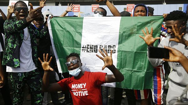 Proteste gegen Polizeigewalt in Lagos Proteste gegen Polizeigewalt in Lagos